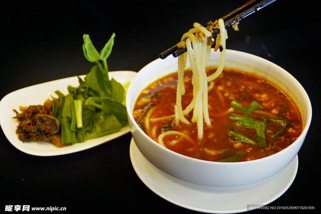 老昆明小鍋汆肉米線