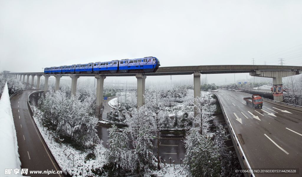 重慶輕軌列車(chē)
