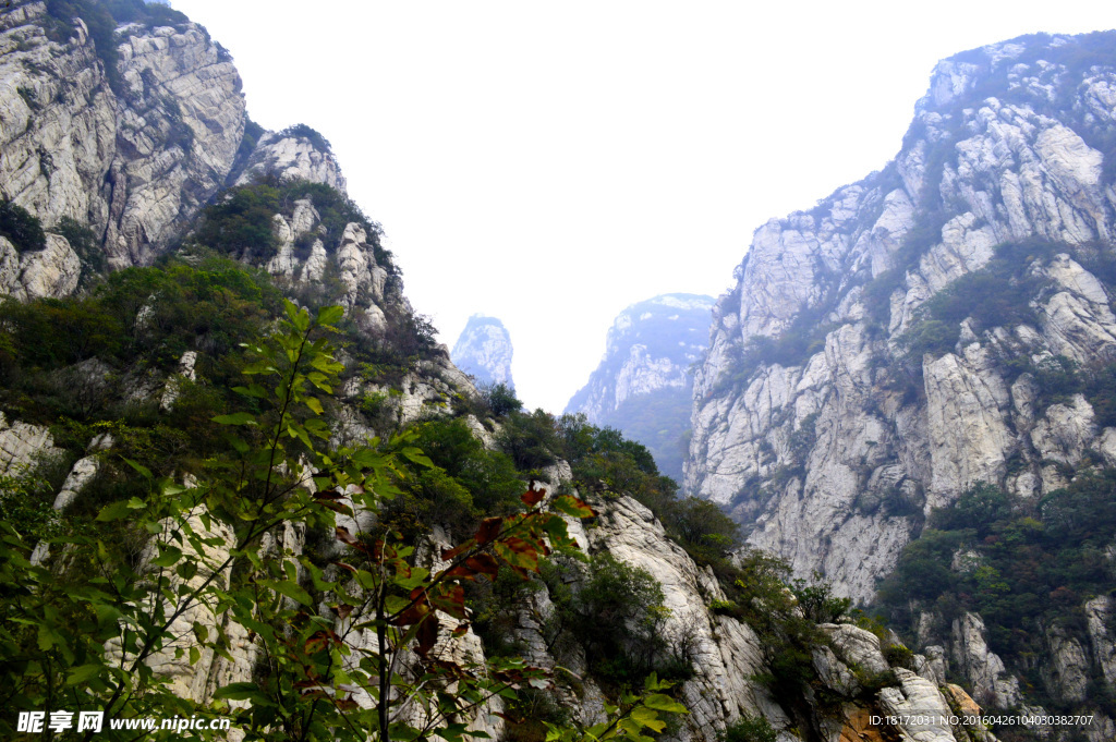 崇山