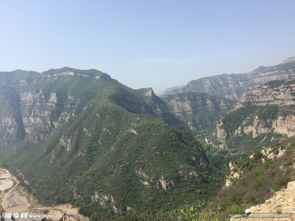 架山