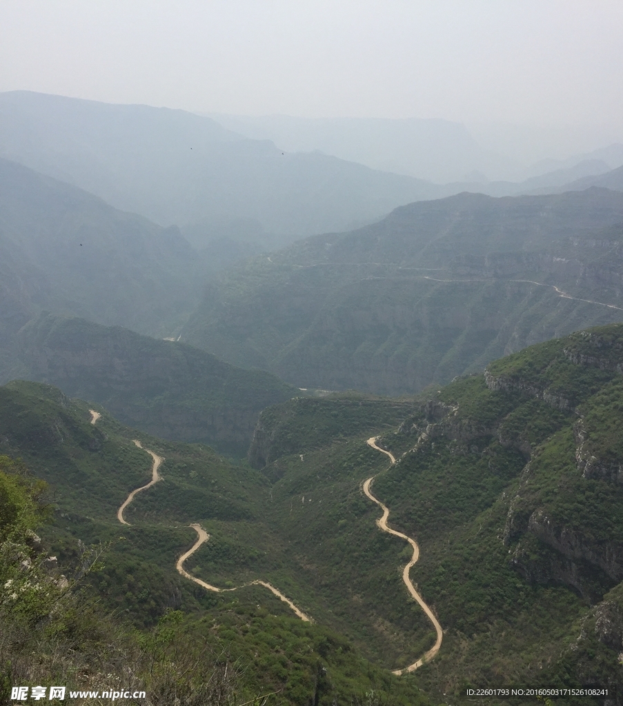 架山