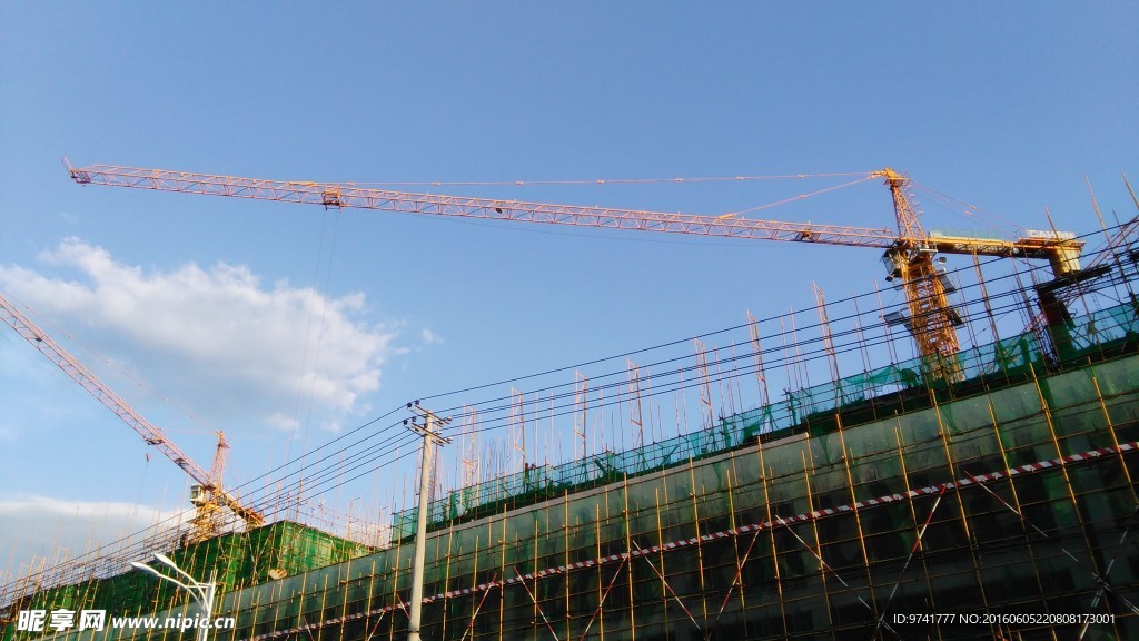 塔吊與建筑