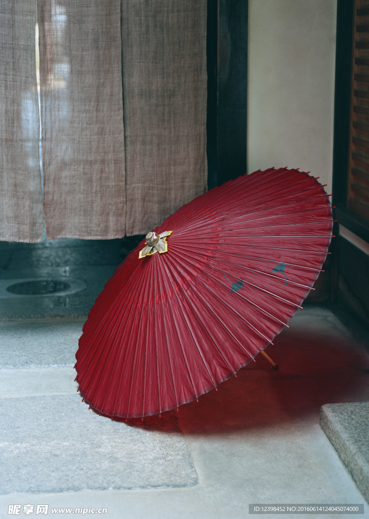 紅傘