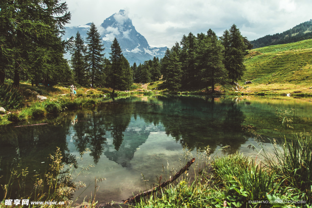 湖邊風景