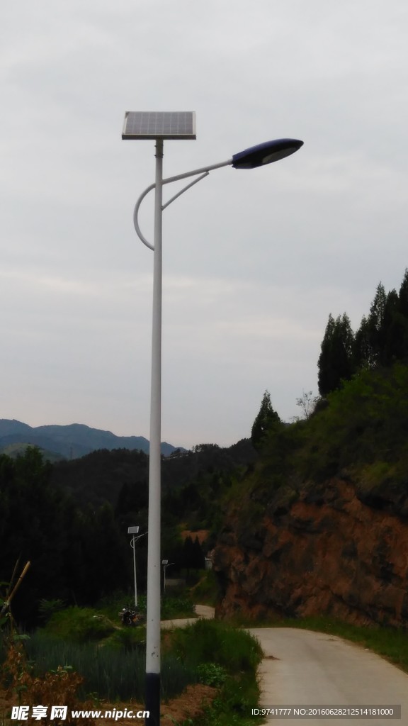 太陽能路燈