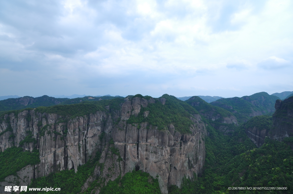 山石風(fēng)景