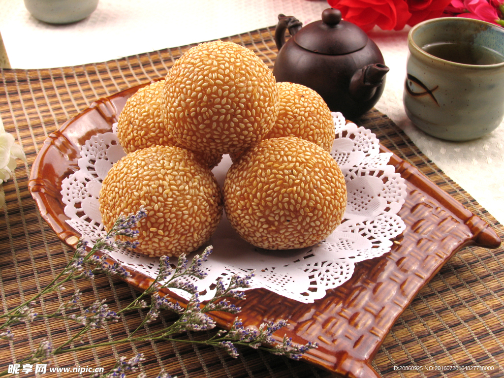 油炸麻團圖片