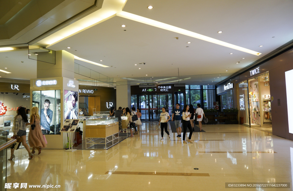 重庆龙湖时代天街 购物中心二层