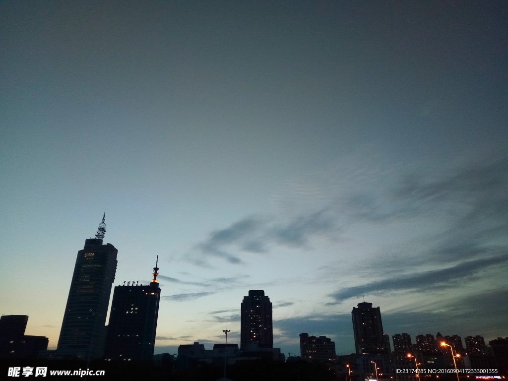 青島西鎮夜空