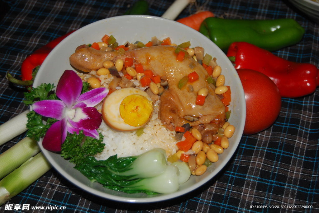 雞腿飯