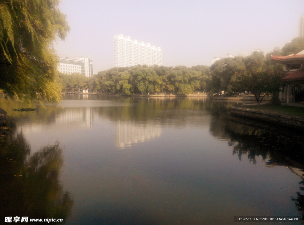 佳木斯杏林湖公園