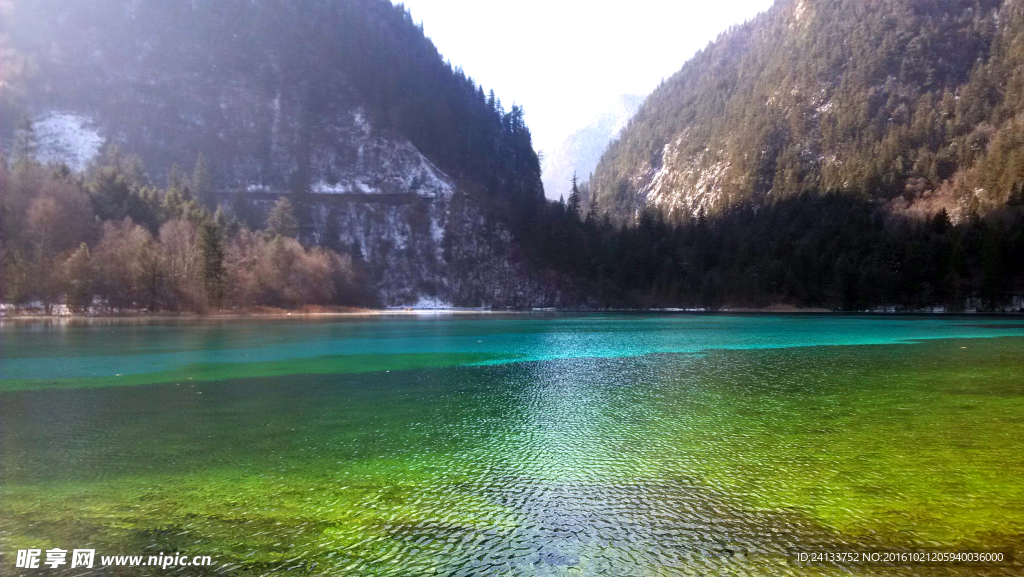 湖光