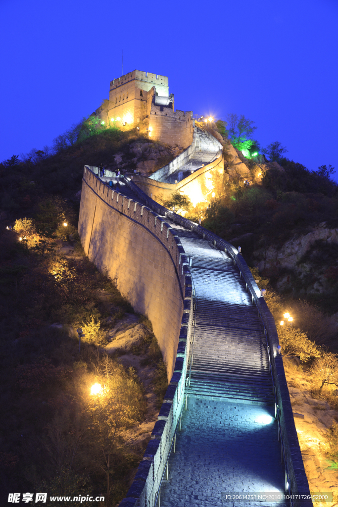 夜色下的長城美景