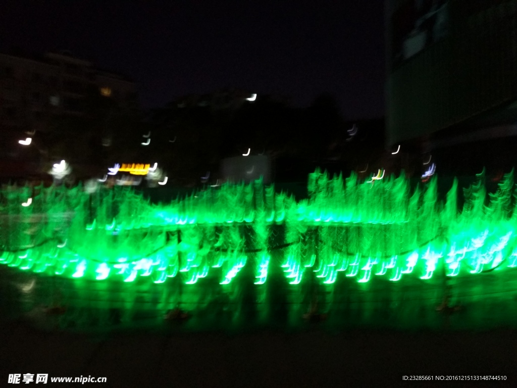 绿色音乐喷泉