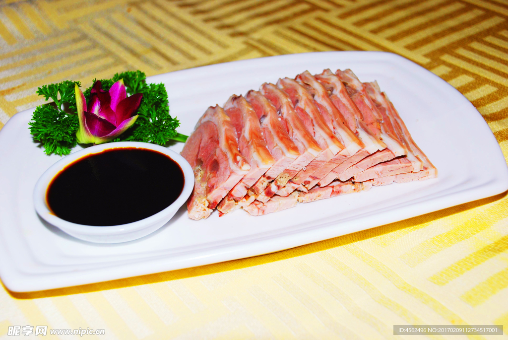 醬肉蘸醋