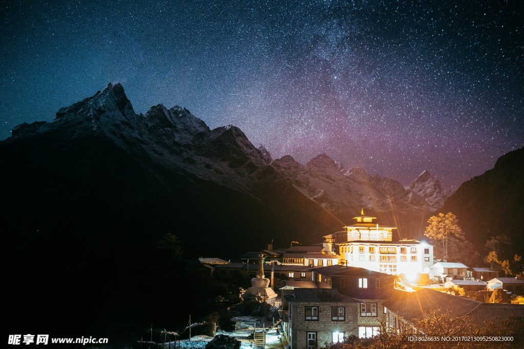 小城夜景