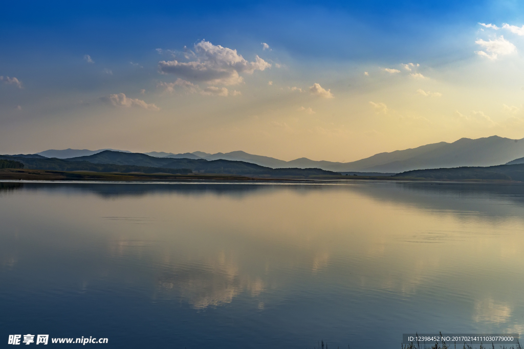 湖光山水?dāng)z影