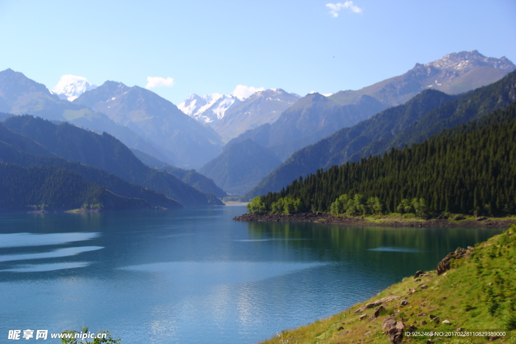 天山