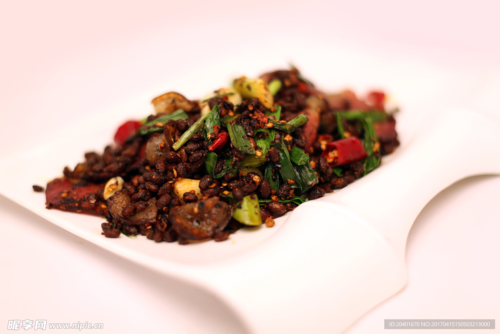 豆食炒臘肉