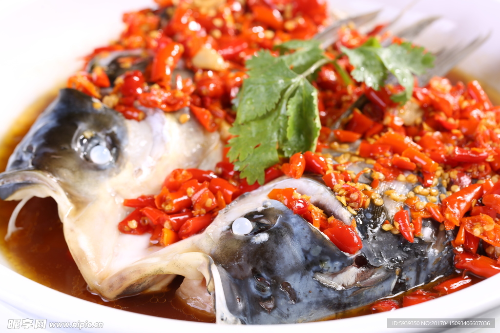 剁椒魚頭