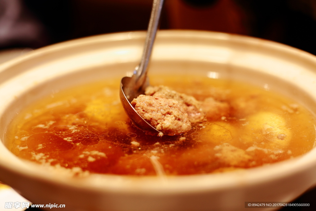 肉丸雞蛋湯