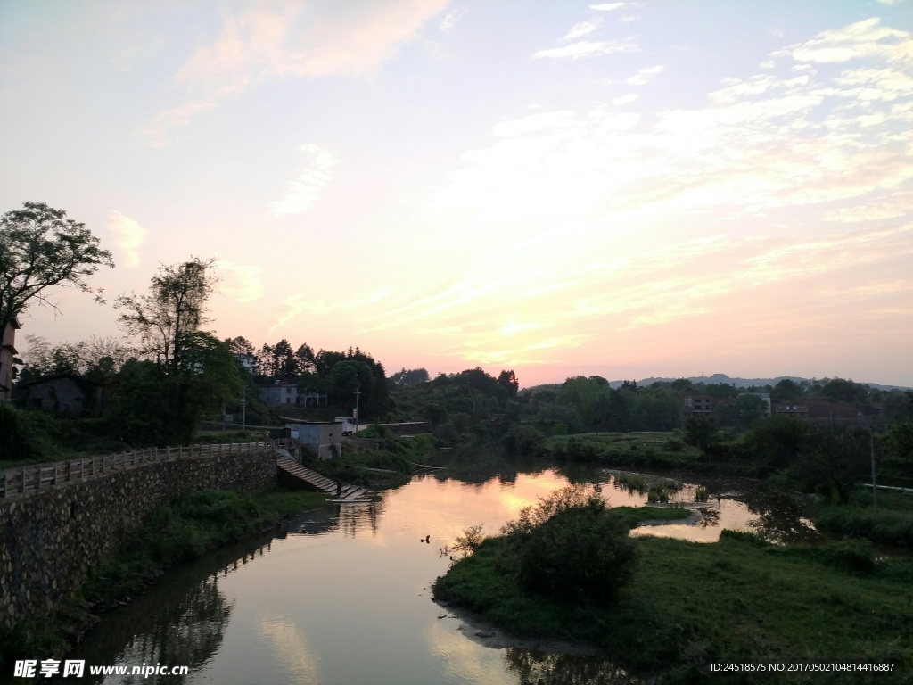夕陽下