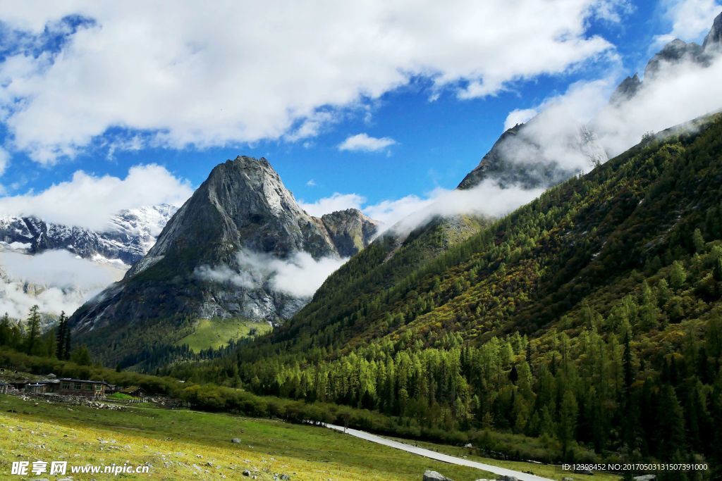 四姑娘山