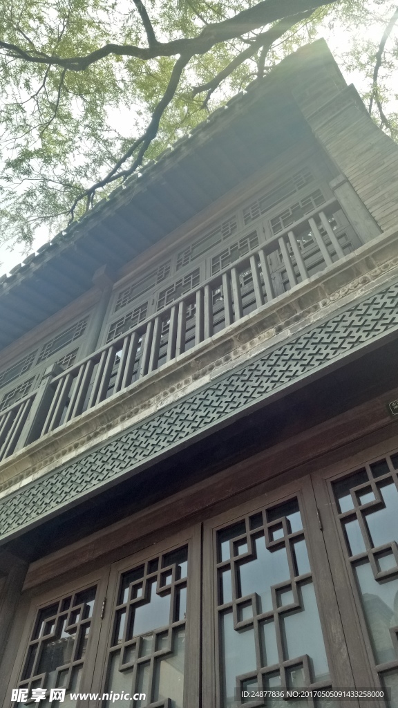 古典小樓一角