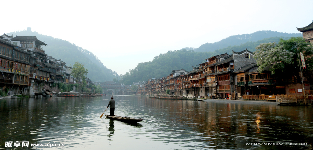 青青麗江水