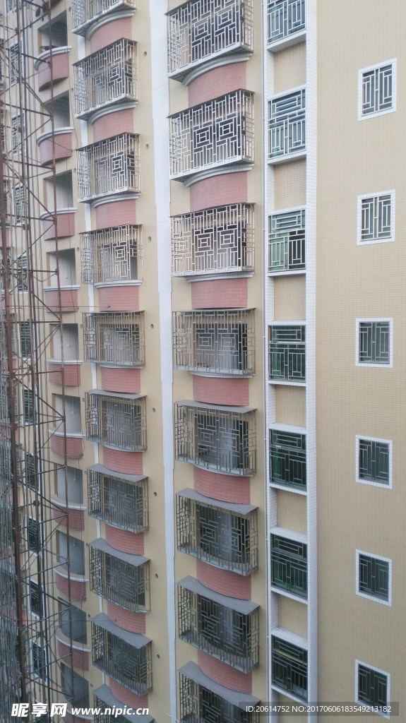 建設(shè)中的高樓