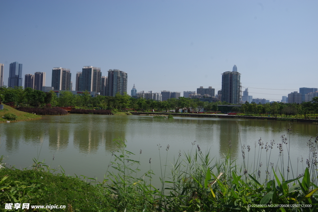 湖景高樓