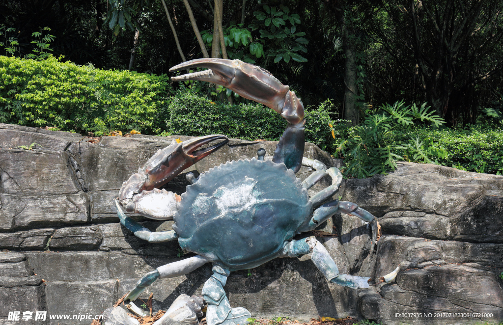 蟹雕塑