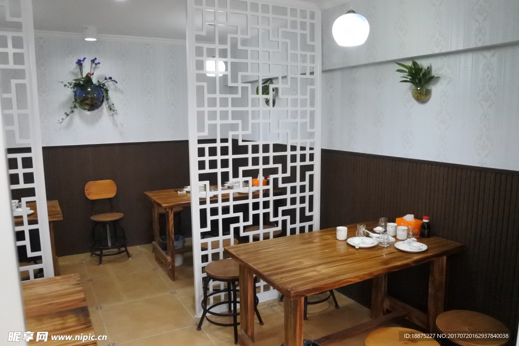 餐館