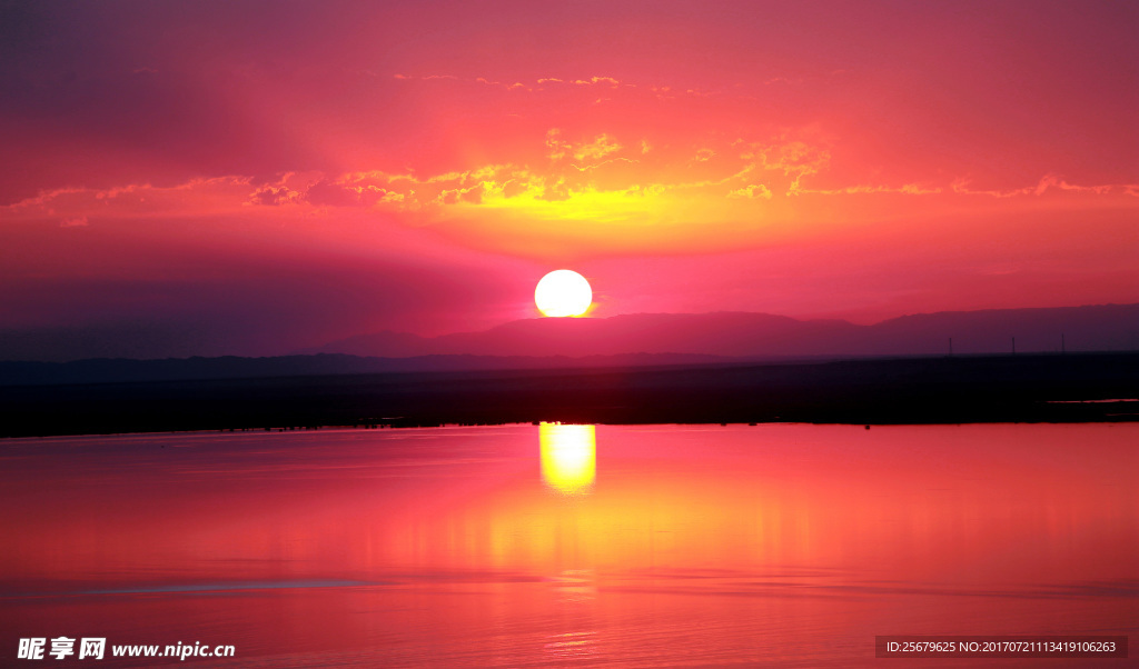 艾力克湖的日落