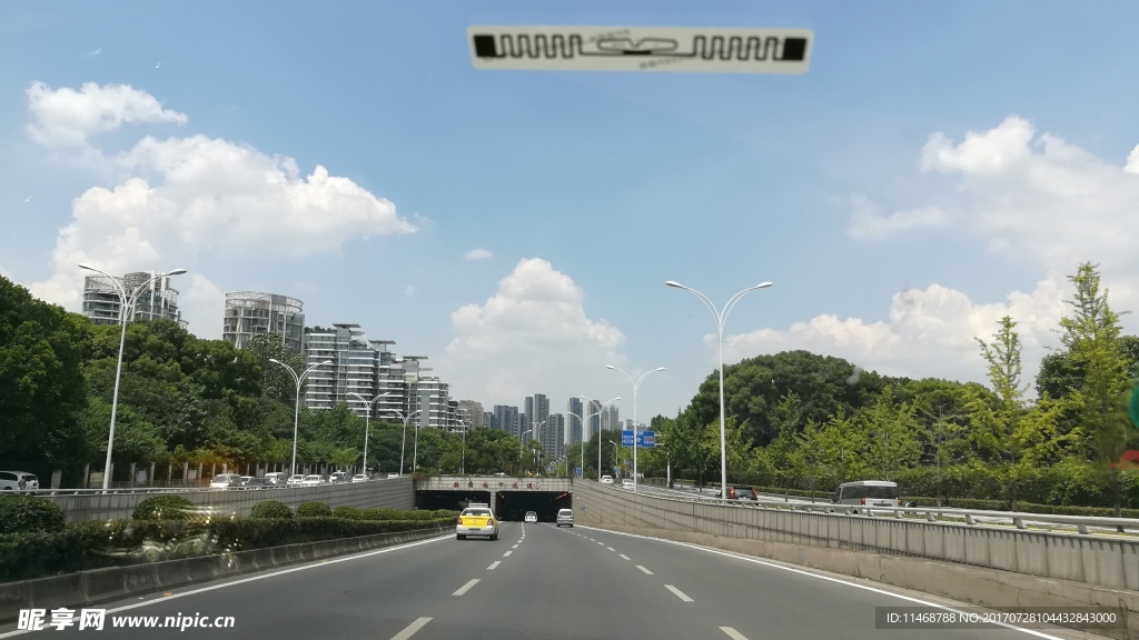 路上風光