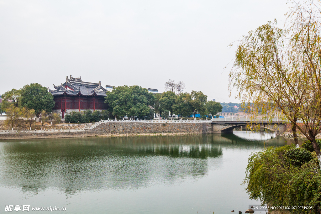 八大山人梅湖景區