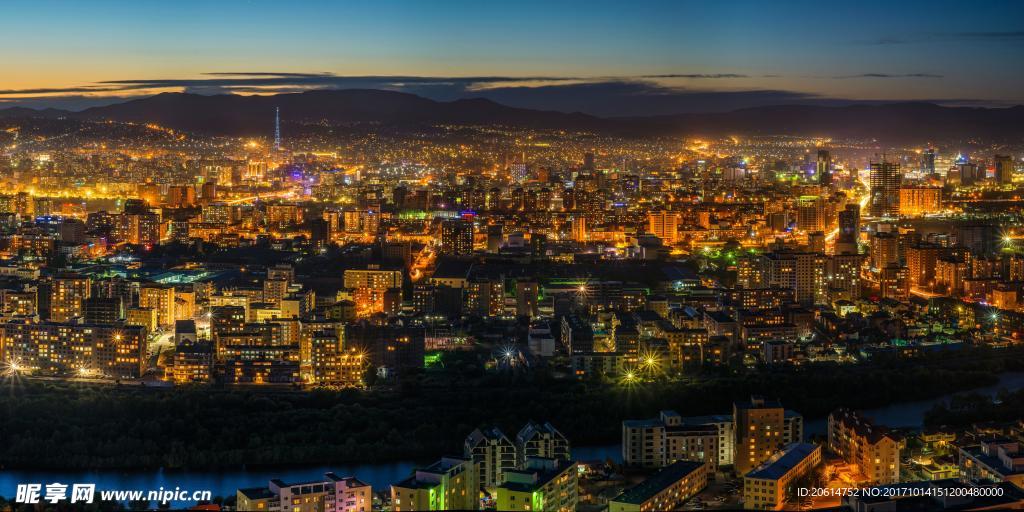 夜色下的城市魅力
