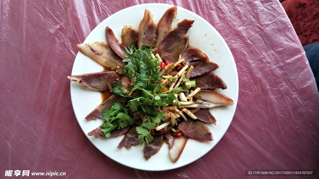 涼拌 鹵肉