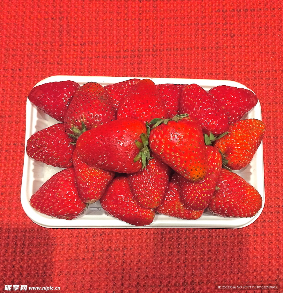 草莓