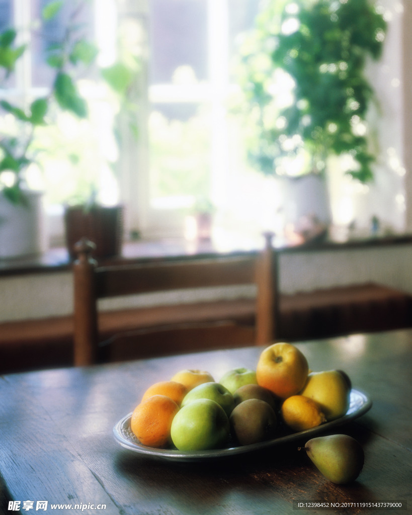 果盘的水果
