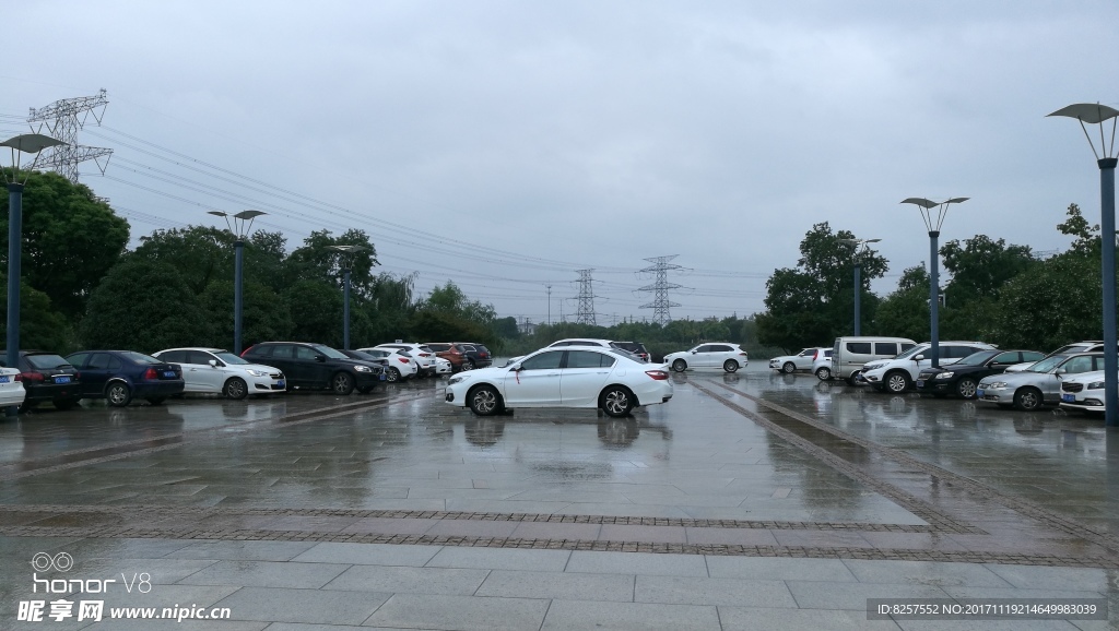 公園里的停車場