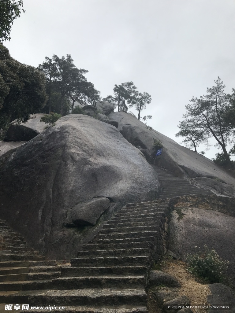 巖石風(fēng)景