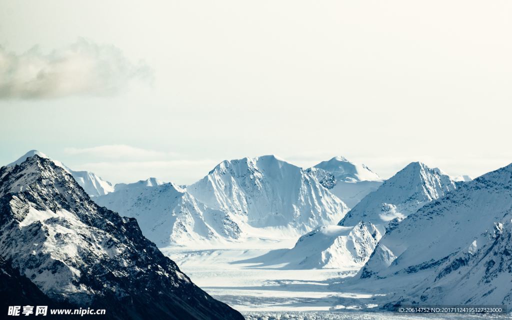 雪山美景