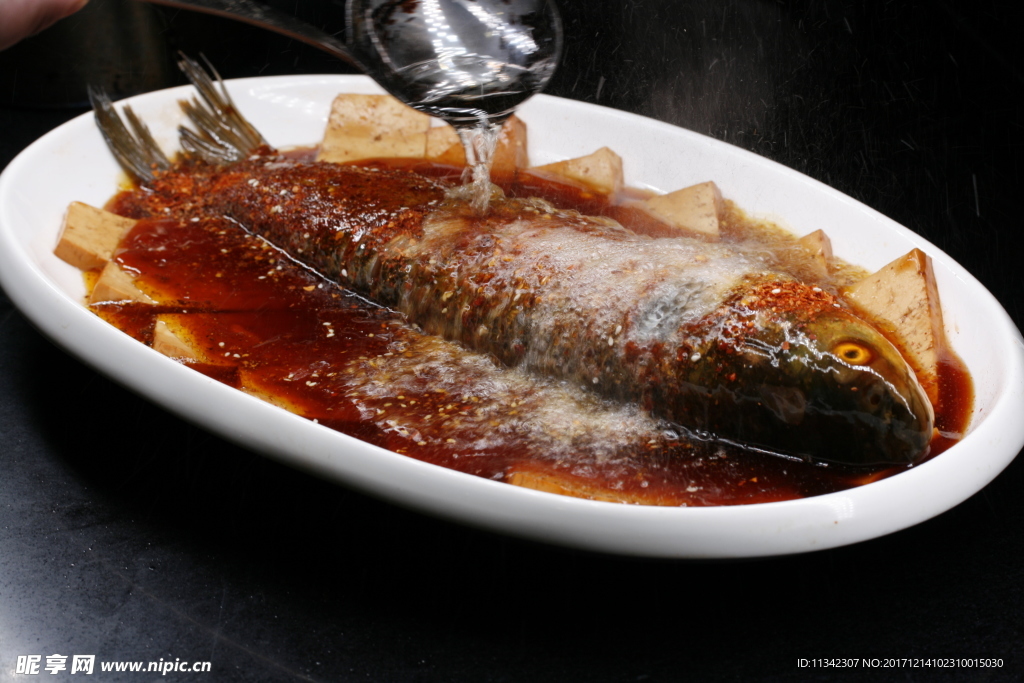 油潑草魚