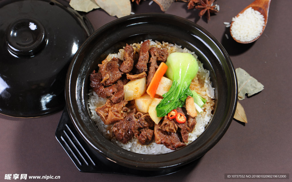 粵菜系煲仔飯