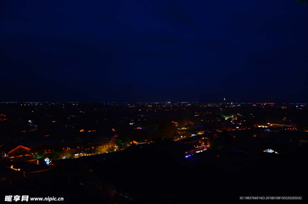 麗江夜景