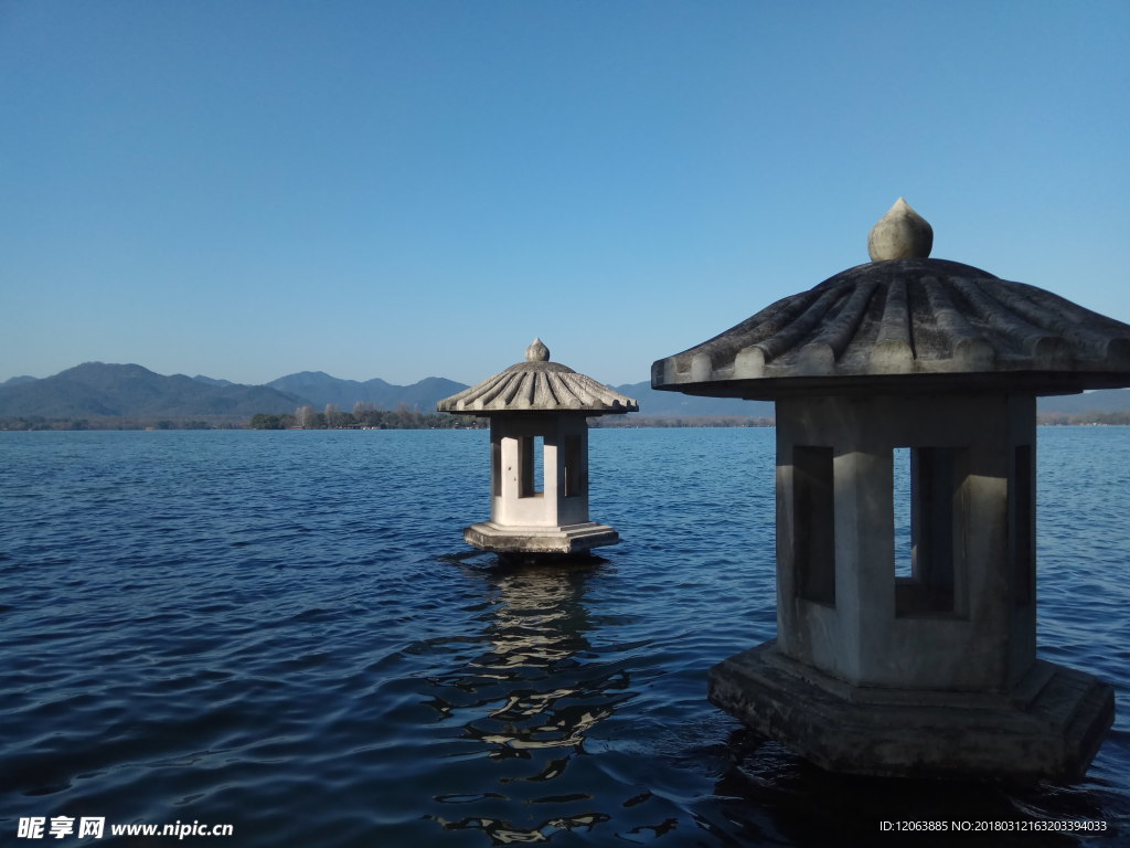 西湖塔