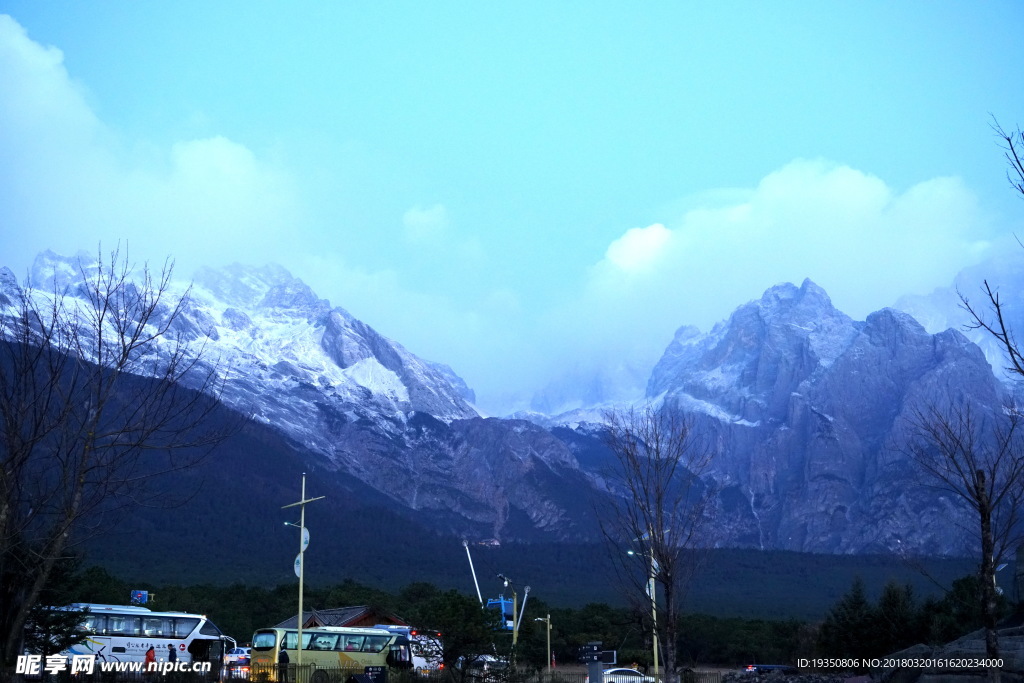 玉龍雪山 風景 藍天