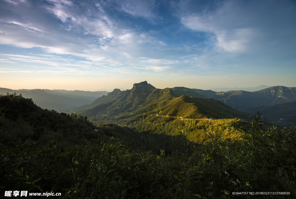 巩义市山脉风景·