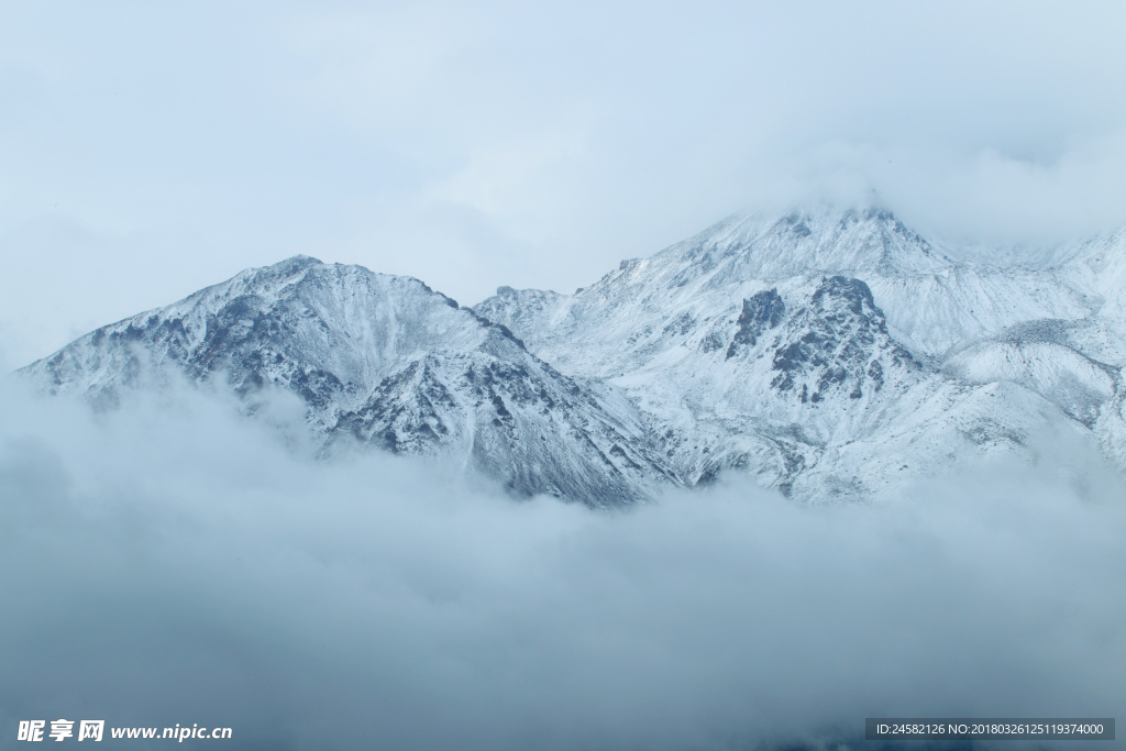 青海雪山